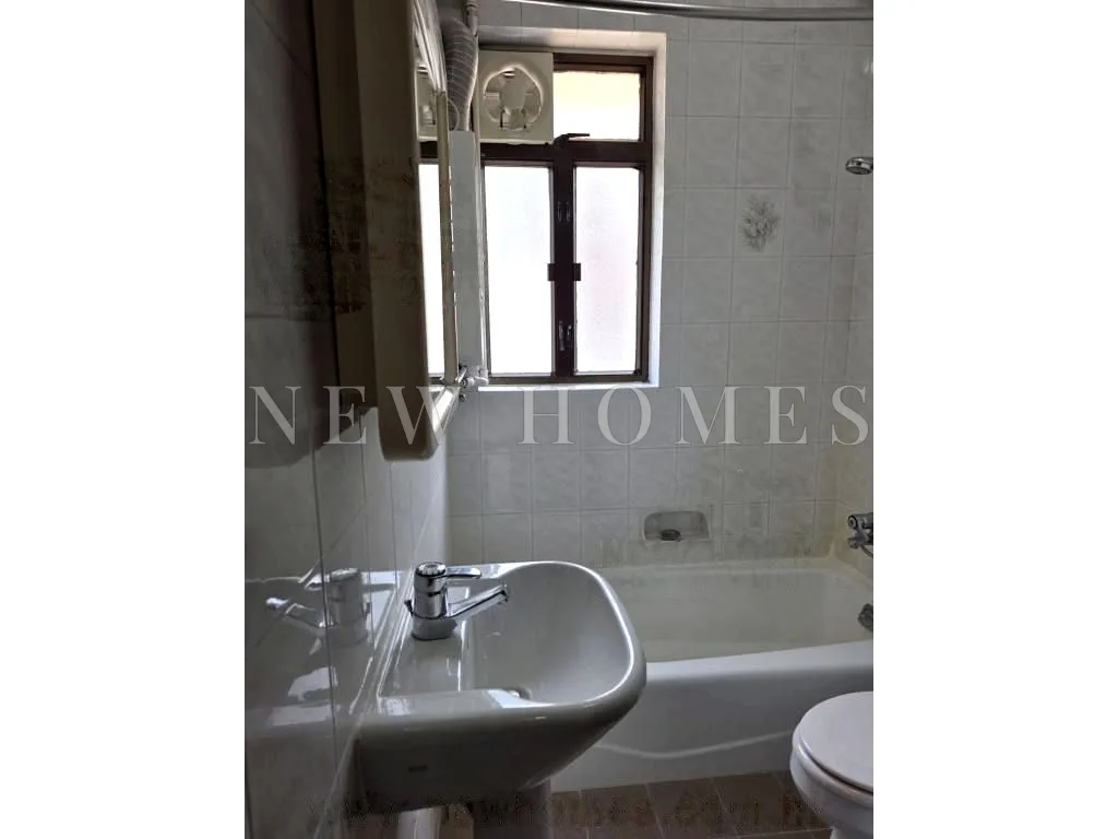 Antonia House, Happy Valley — 2