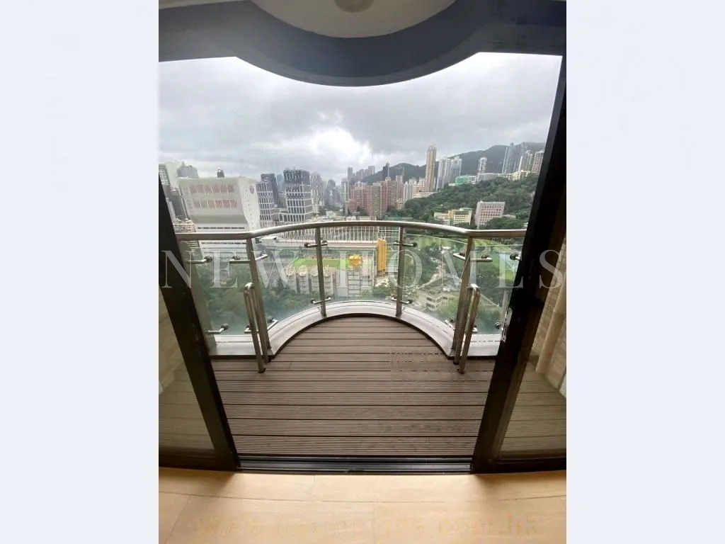 Beverly Hill, Happy Valley — 3