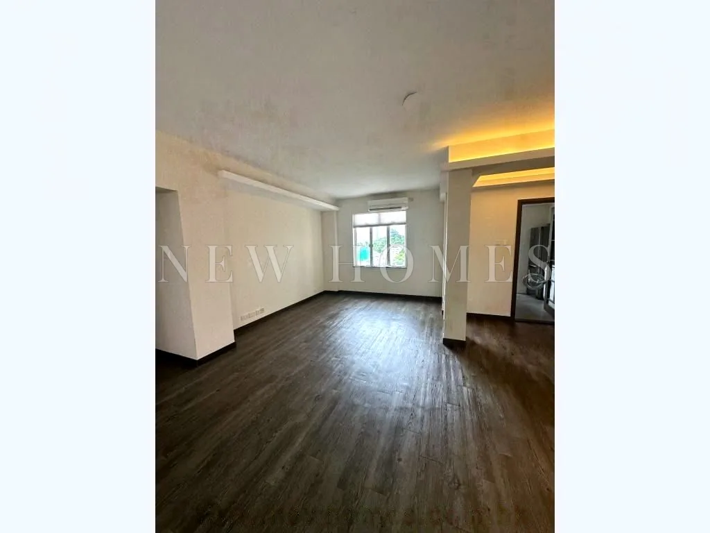132 Green Lane, Happy Valley — 5