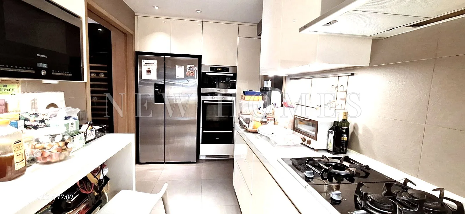 Craigmount, Mid-Levels East — 9