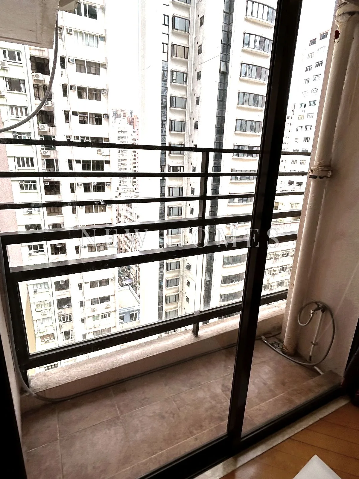 Way Man Court, Happy Valley — 7