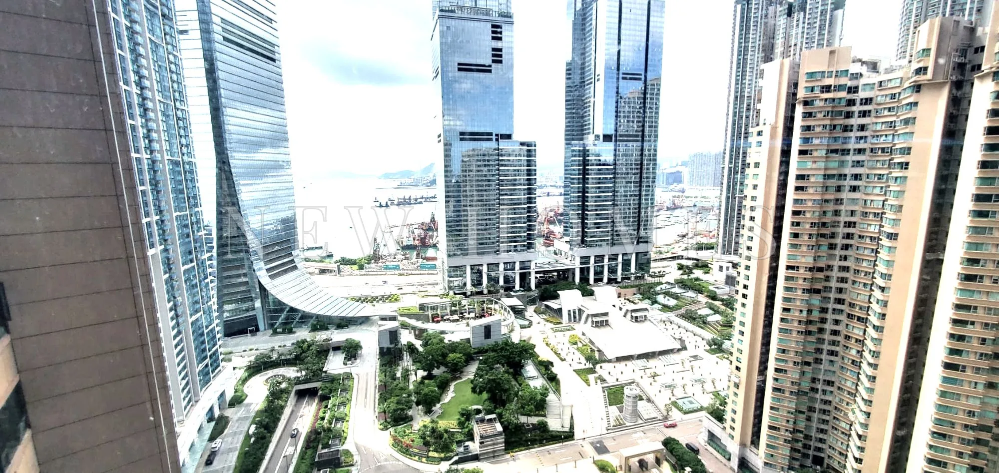 Sun Tower (Blk 1A), Kowloon Station — 12