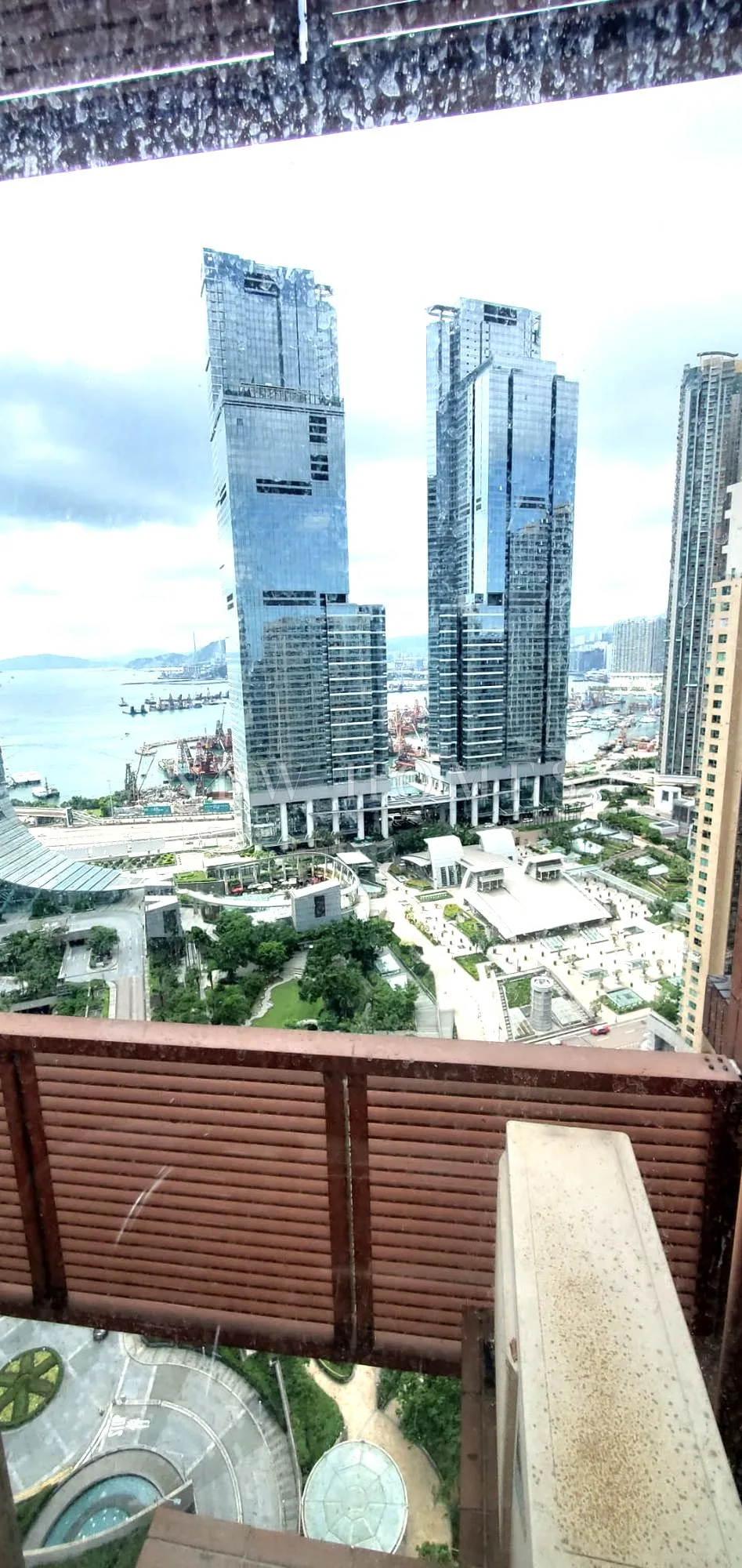 Sun Tower (Blk 1A), Kowloon Station — 10