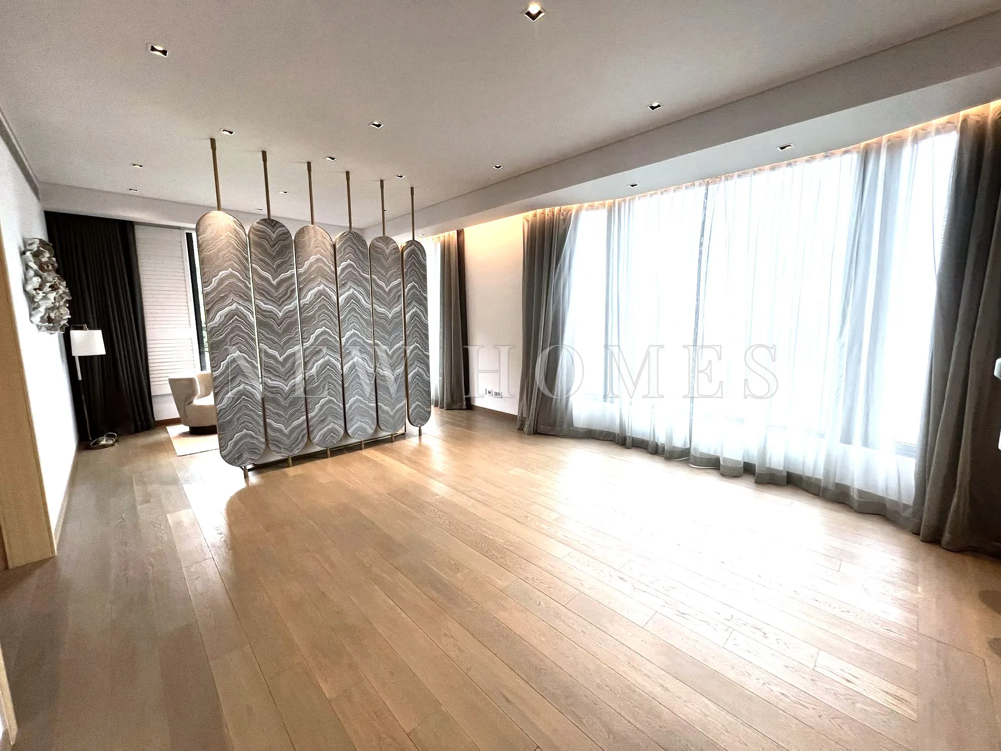 Mount Nicholson, Mid-Levels East — 4